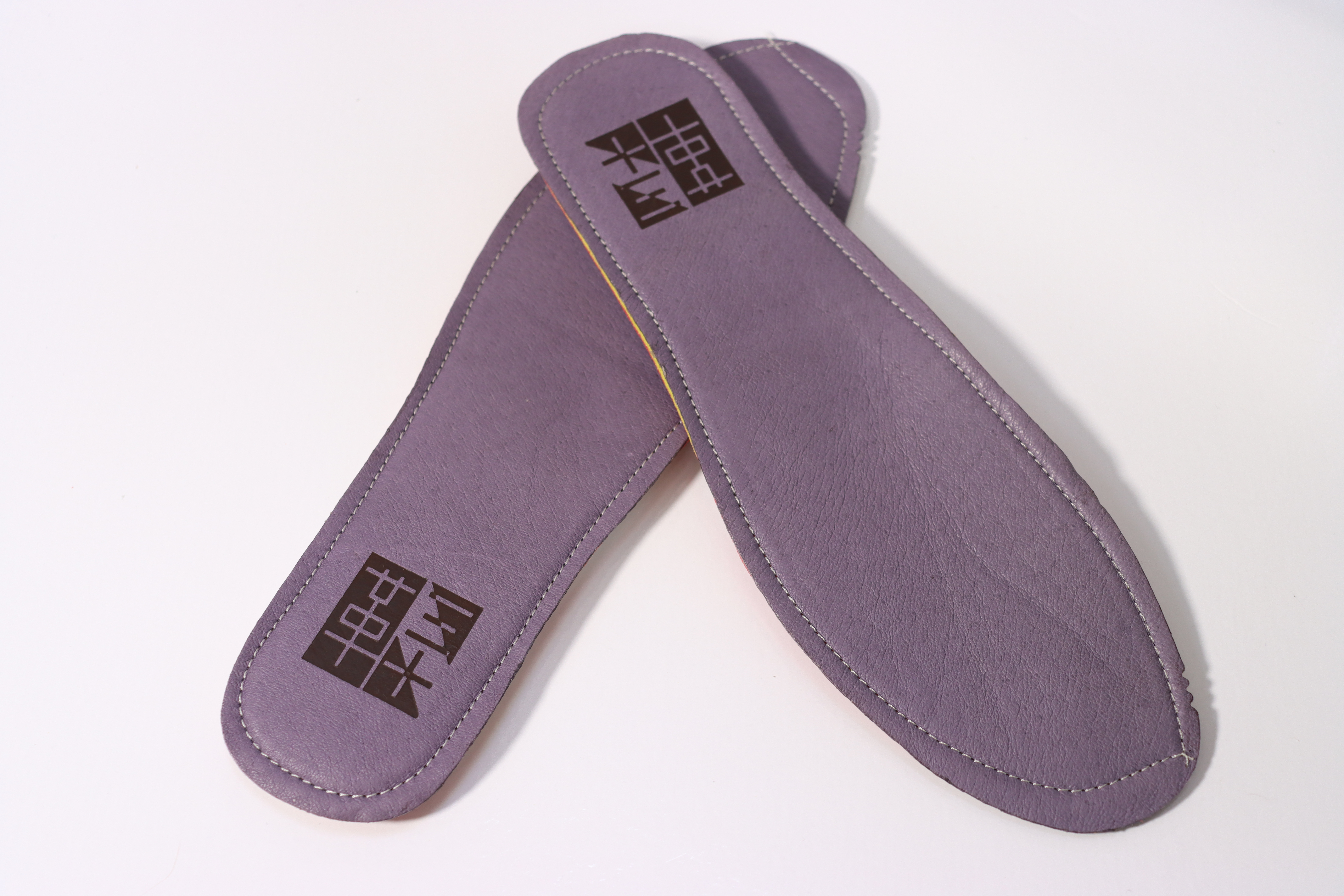 真皮歐索萊OrthoLite雙密度+高密度乳膠鞋墊