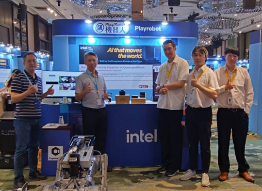 飆機器人與Intel合作