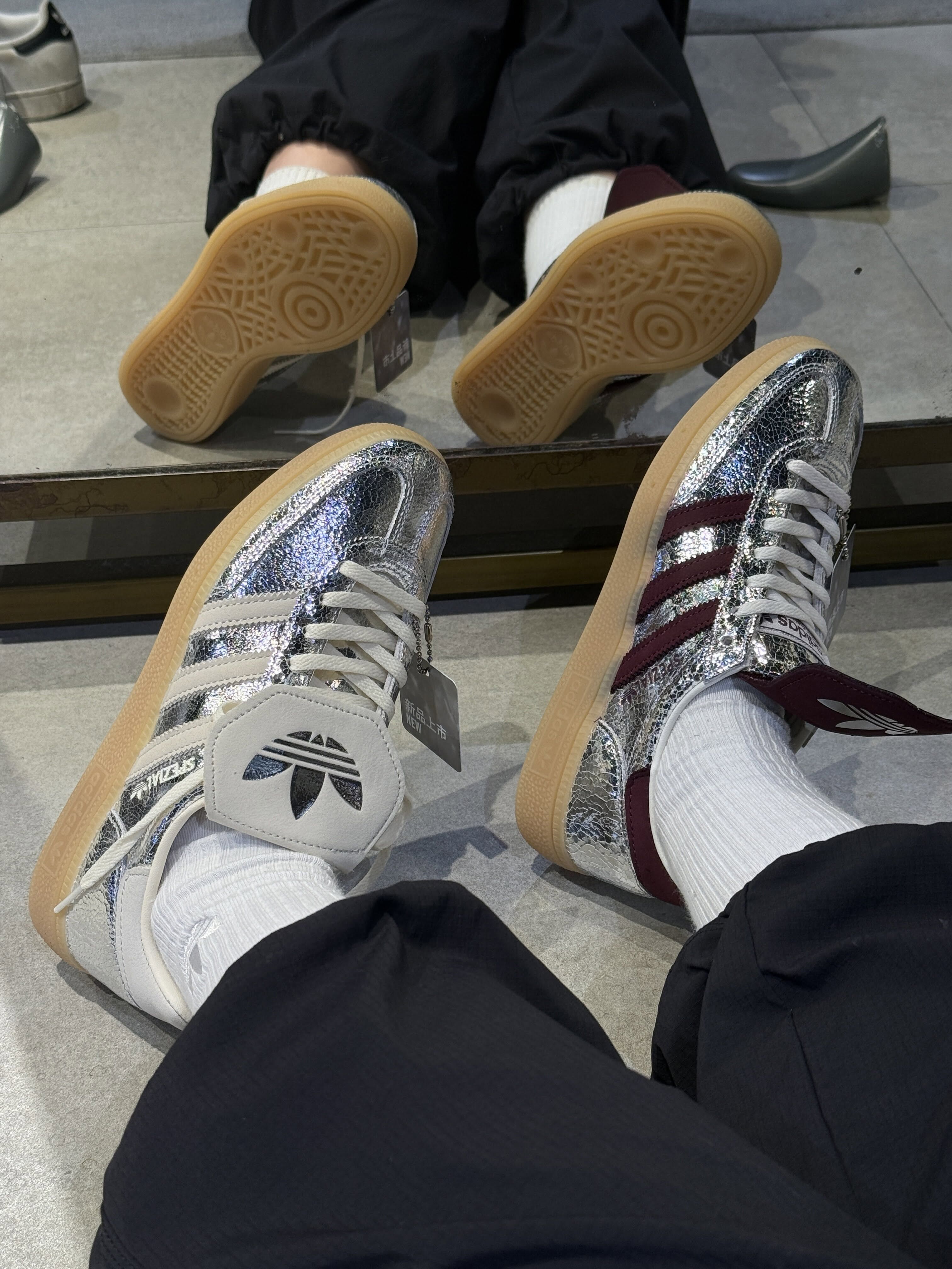 【逢甲 FUZZY】W Adidas Handball Spezial 可拆鞋舌 銀紅 KK4447 銀白 KK4448