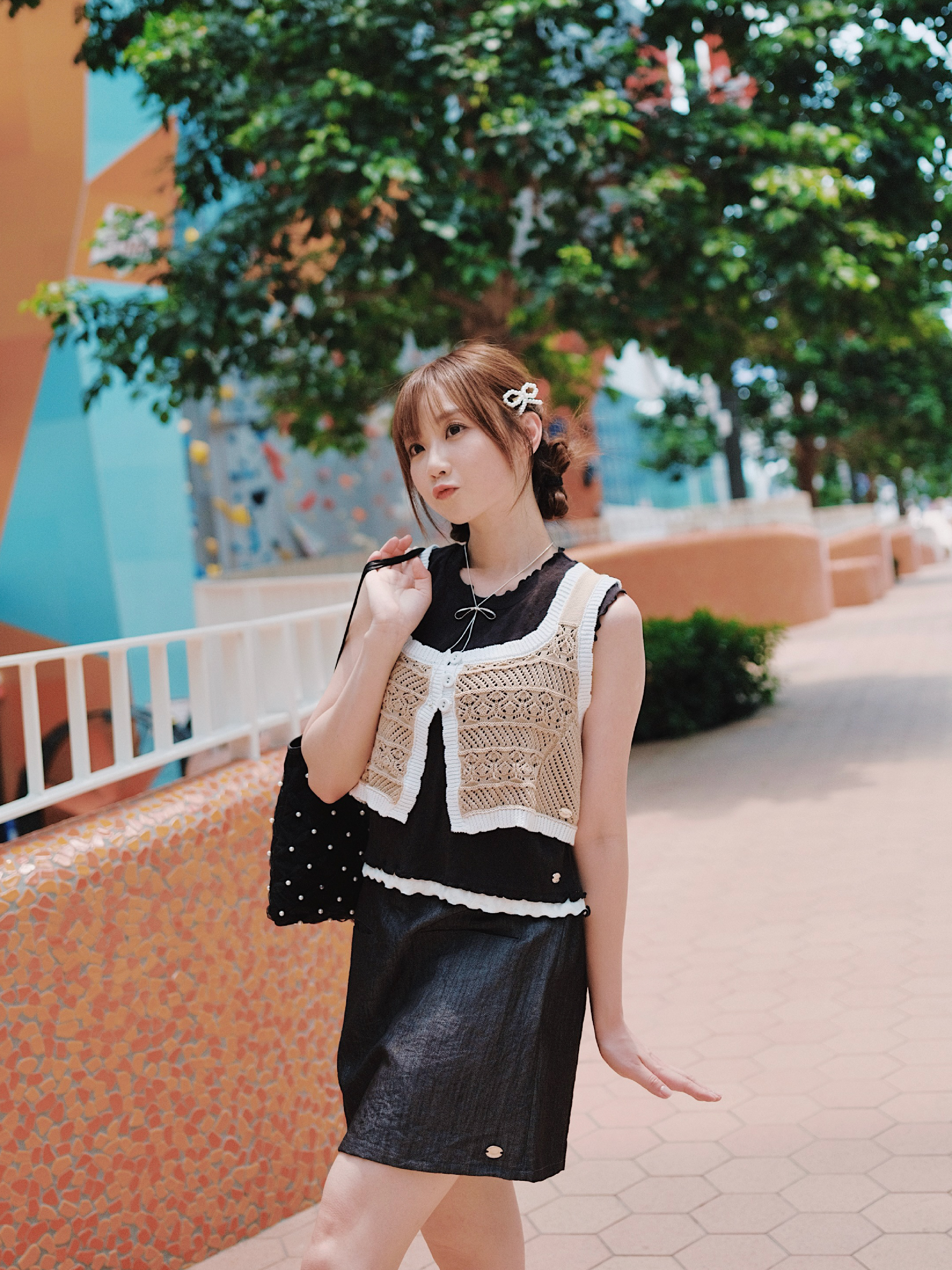 三色 / 手鈎織花修腰短款馬甲 / Crochet Pattern Cropped Knit Vest