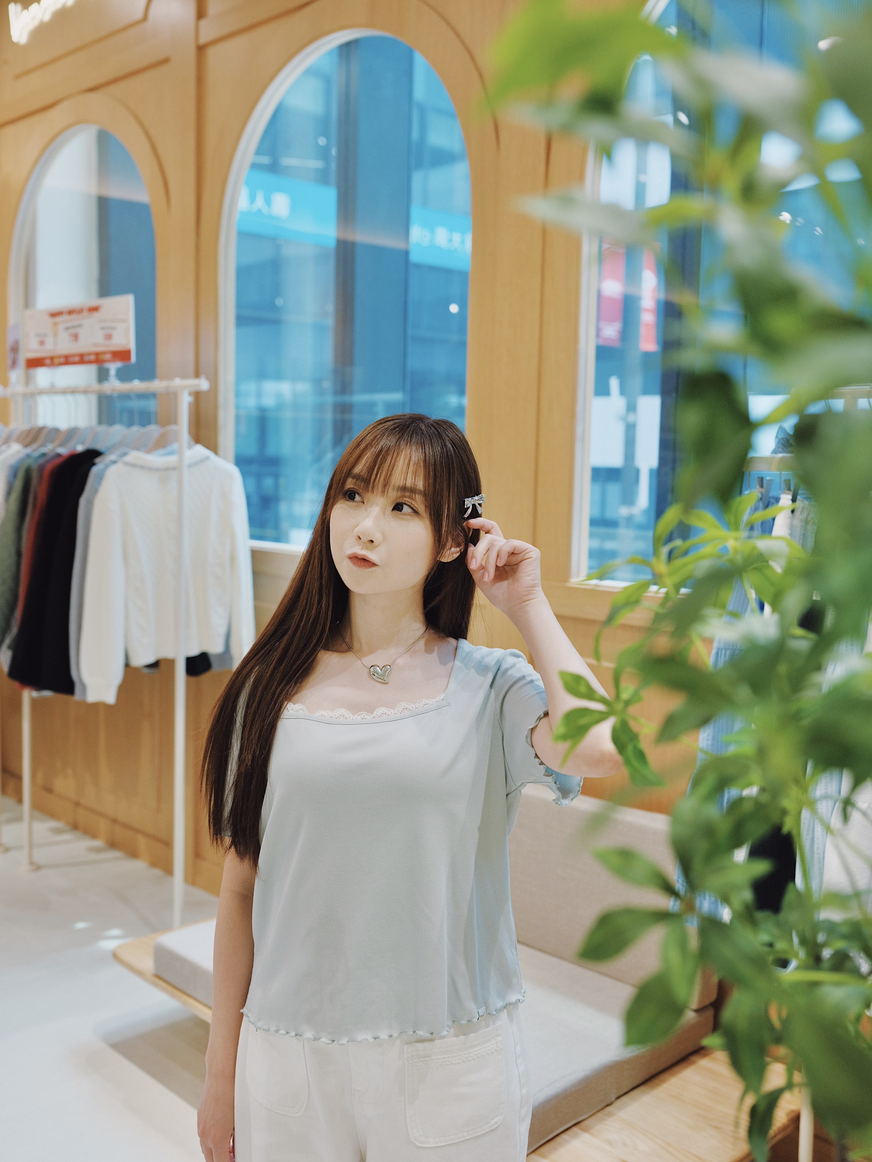 三色 / 蕾絲方領滾邊短袖上衣 / Lace-Trimmed Square Neck Ribbed Top