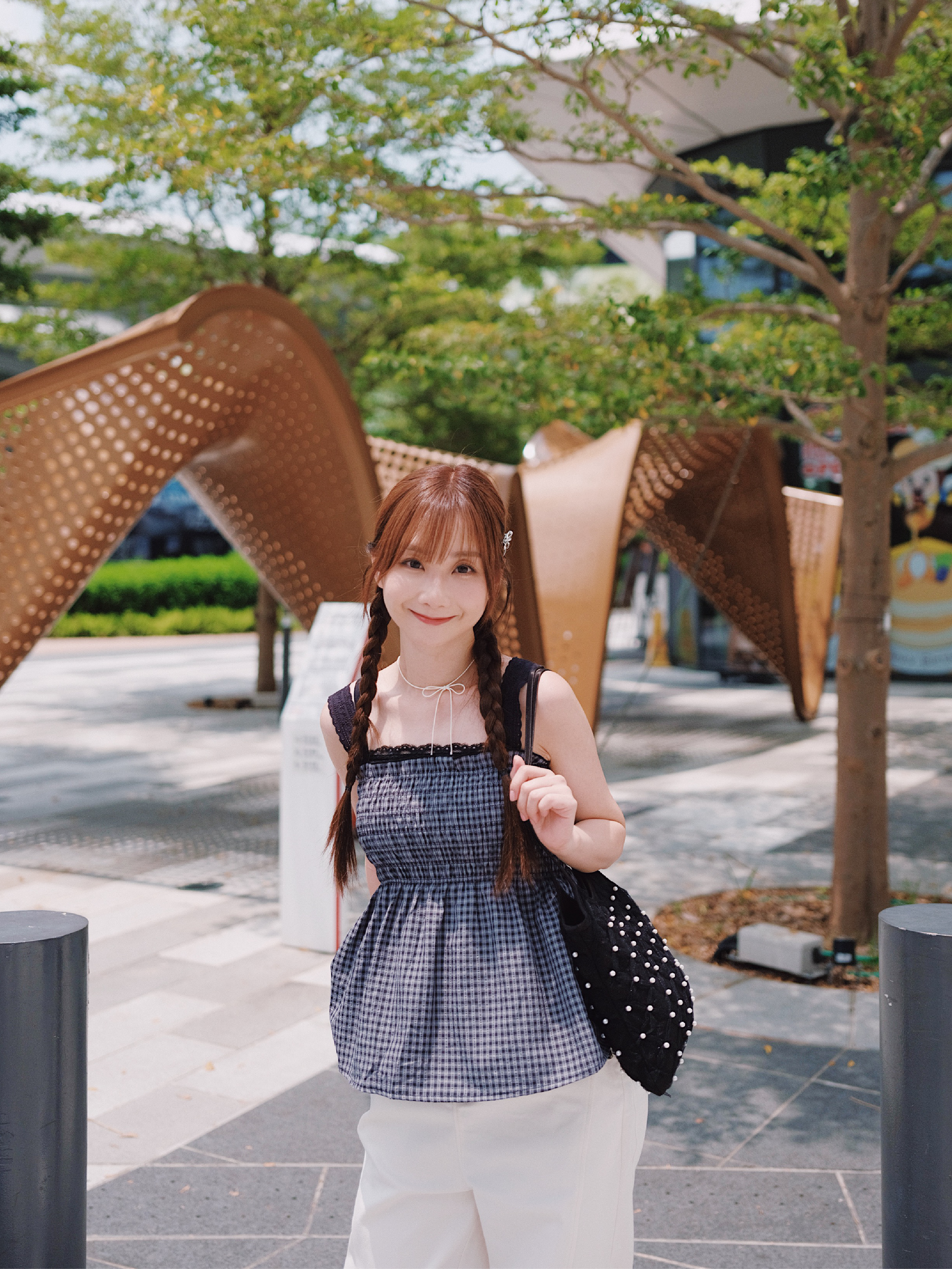 三色 / 格紋束褶雕花肩帶背心 / Broderie Strap Gingham Shirred Cami Top