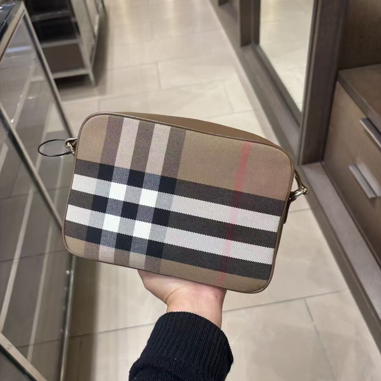 【預購】Burberry S0818102 經典啡色斜挎包
