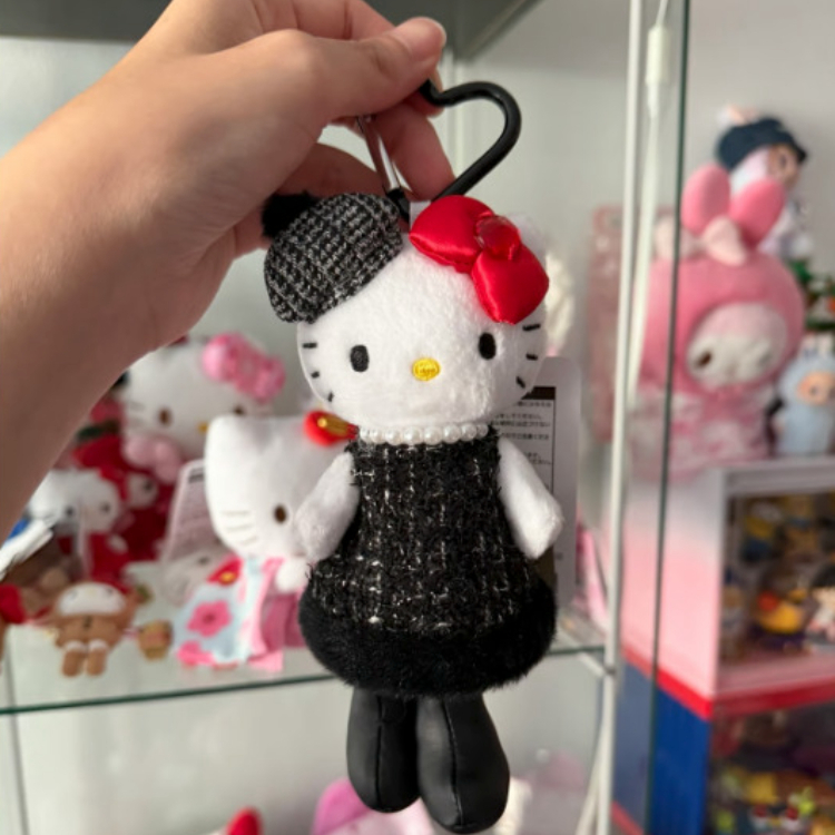 日本 SANRIO Hello Kitty Style Up系列長腳掛飾 氣質名媛 珍珠千鳥格