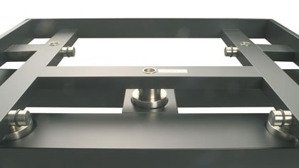 Specially strengthened H-shaped crossbar with recesses for CERAPUC