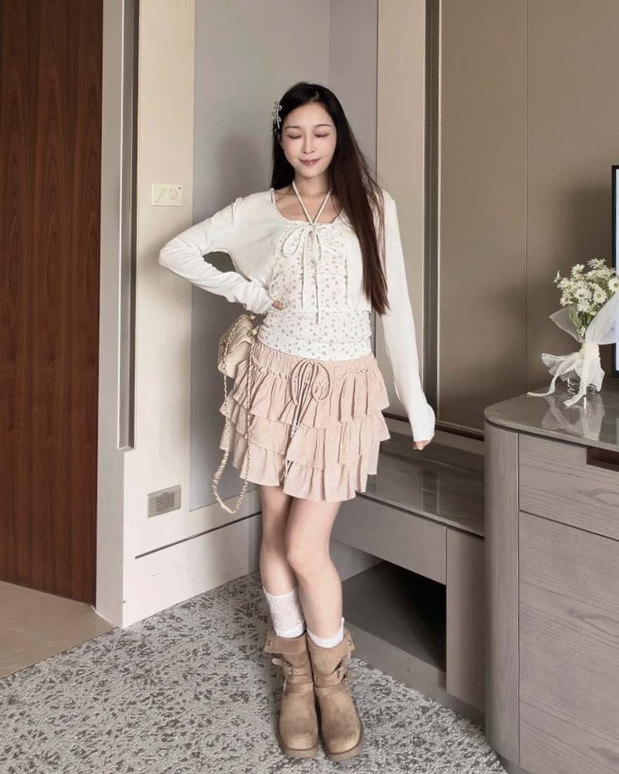 LINA LINA甜美法則綁繩碎花背心外套兩件組-優美白