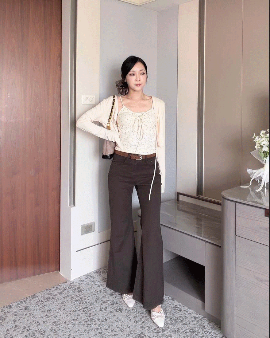 LINA LINA甜美法則綁繩碎花背心外套兩件組-溫柔杏