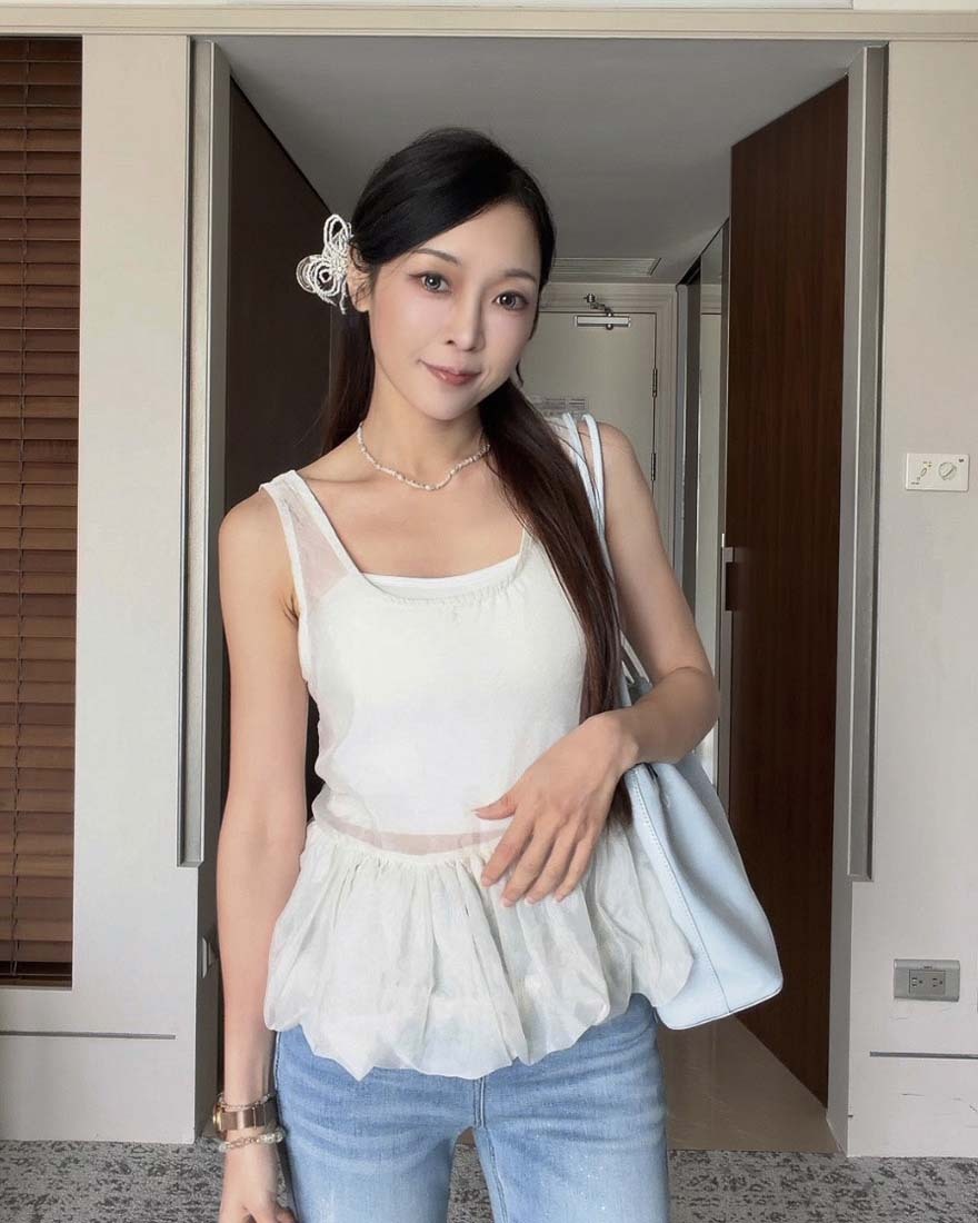 LINA LINA氣質濾鏡透肌網紗氣球感裙襬上衣-奶油杏