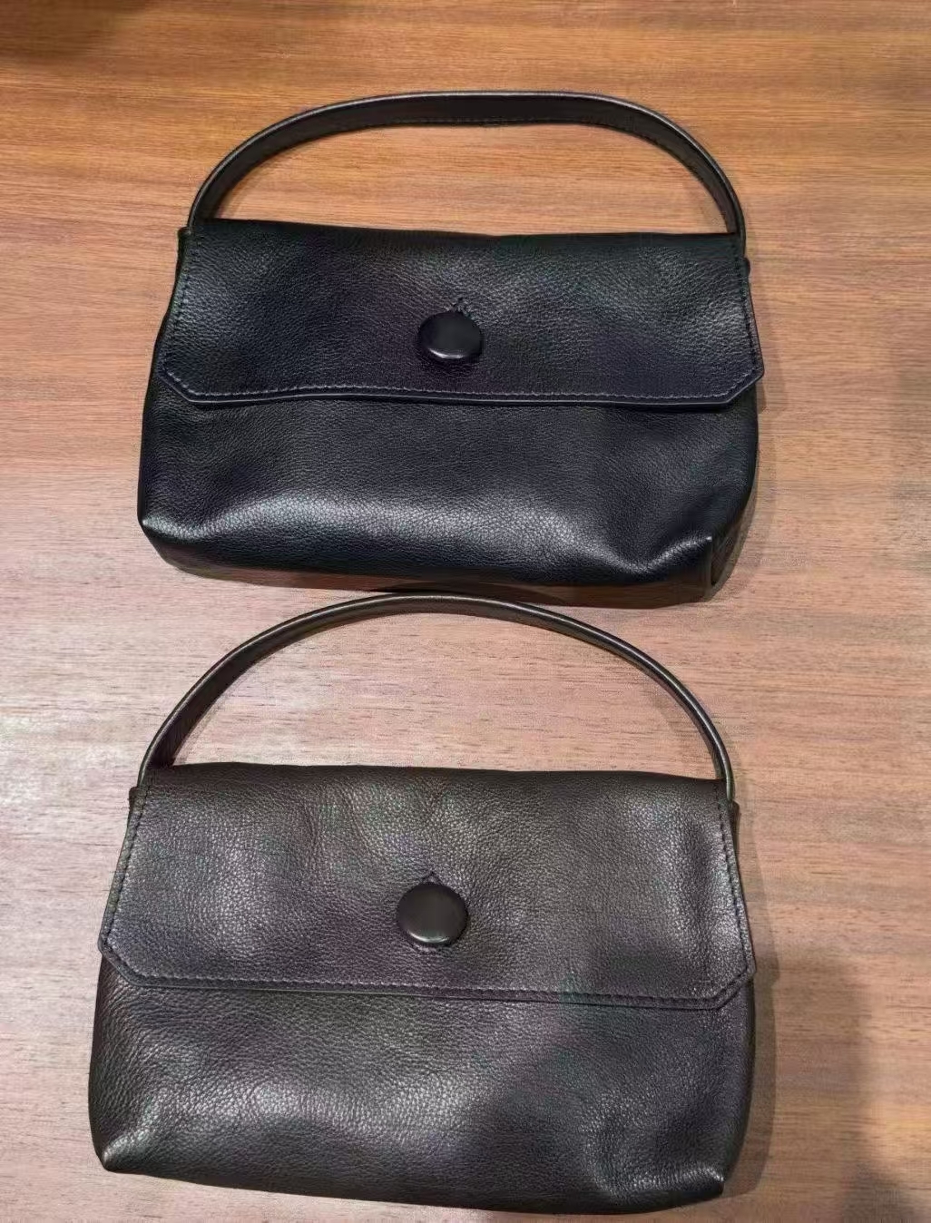 【2色入】The Row Sally Bag Calfskin Leather 牛皮 手袋