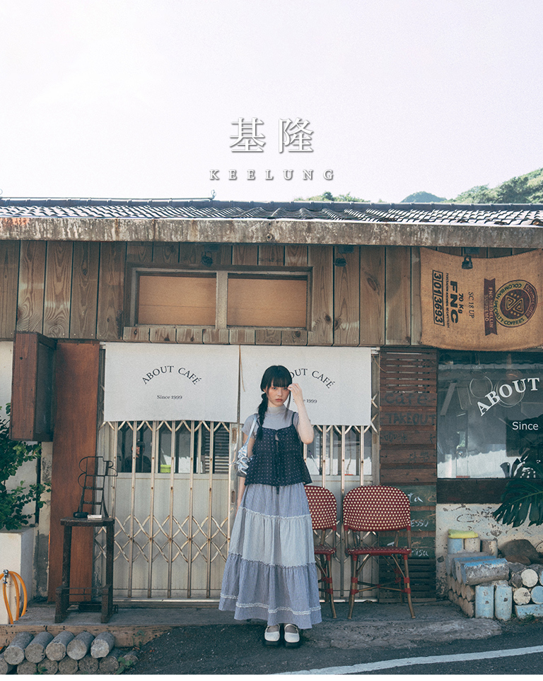 Plaid color-blocked ruffled cake maxi dress, available in two colors.【03021792】in stock+pre-order