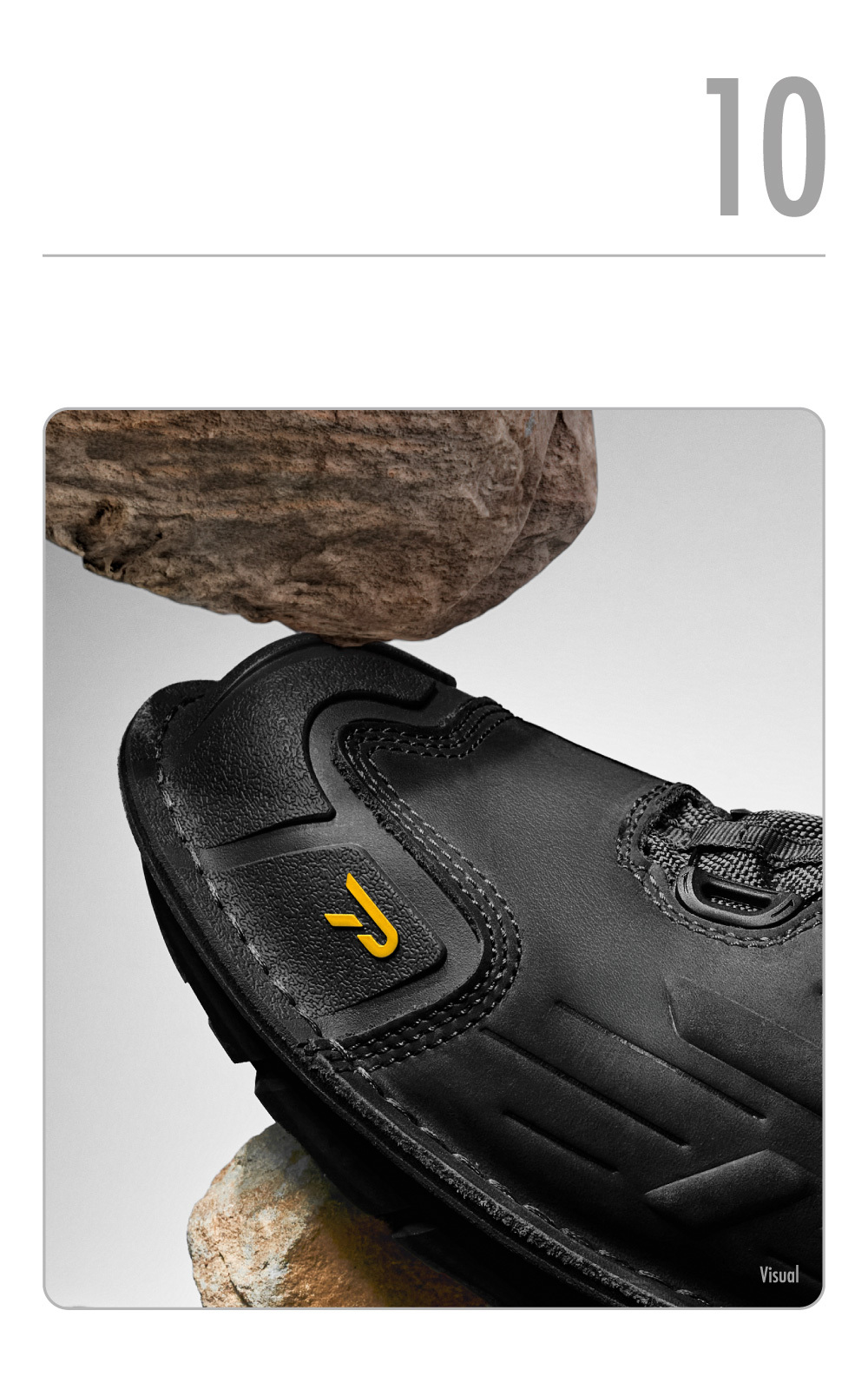 Scenario display of the SF2307BLK MARAX safety shoe's abrasion-resistant reinforced toe