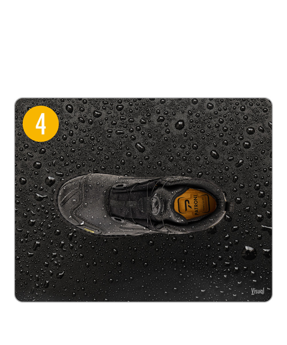 SF2307BLK MARAX safety shoe in a waterproofing scenario