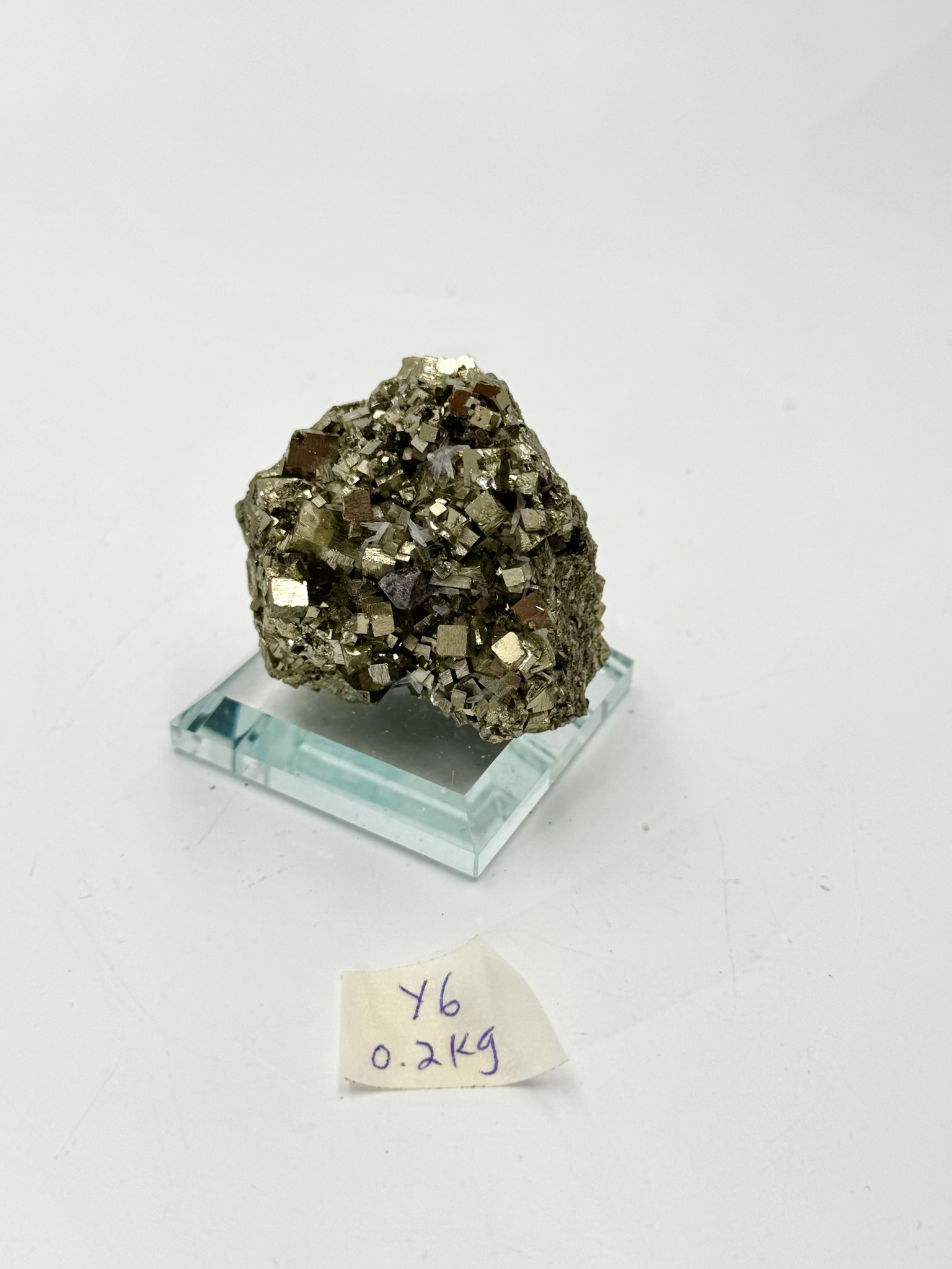 DO229 Y6 金屬礦0.2kg