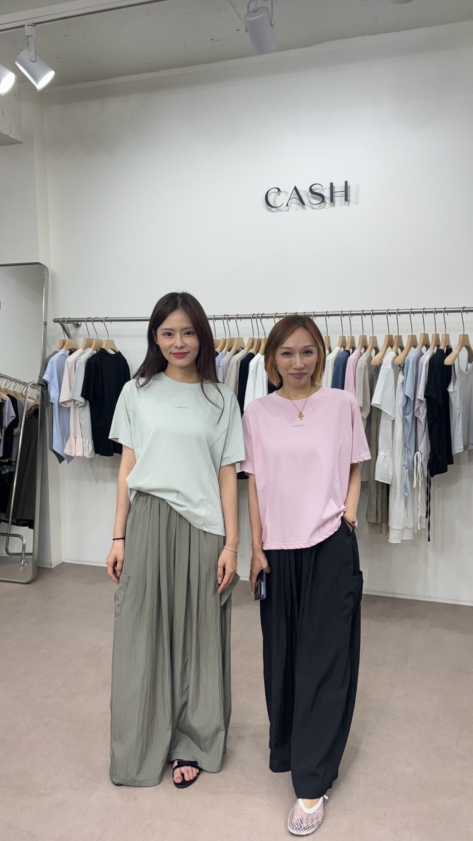 CA7002 尼龍免燙工裝闊長褲