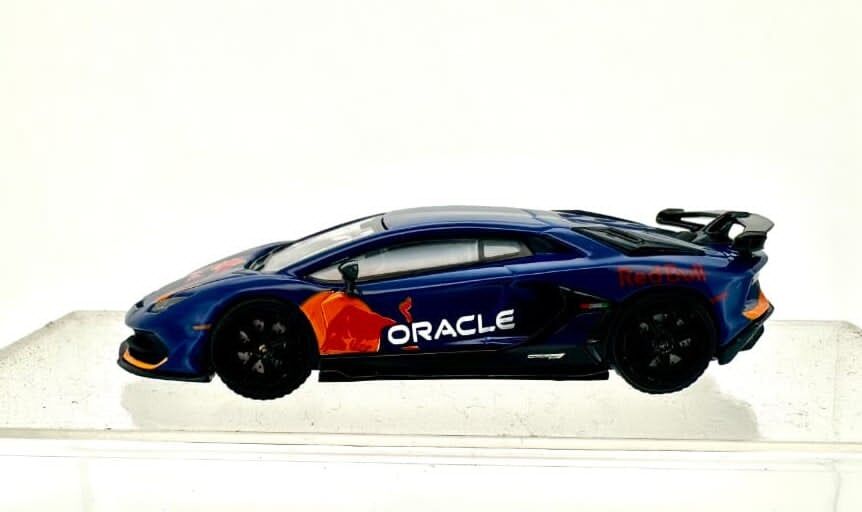 預訂:1/64 E Model Lamborghini Aventador LP770-4 SVJ 63 Red Bull (EMLARB )