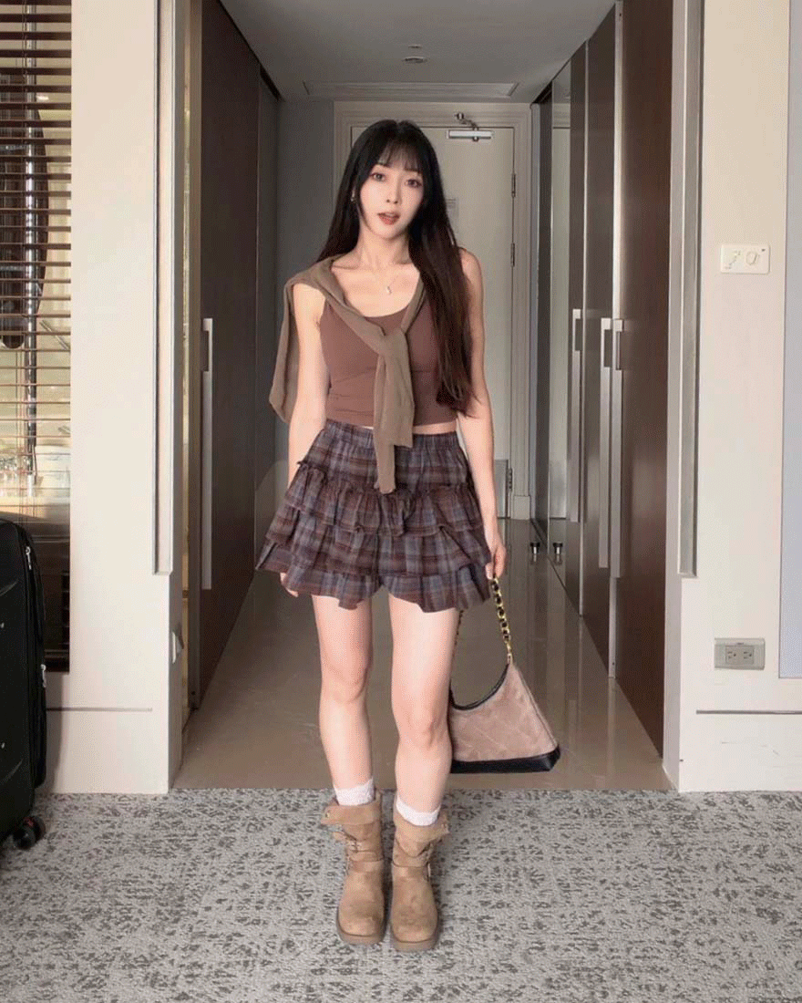 LINA LINA日常方程式純色細肩帶舒適BRA TOP-榛果咖