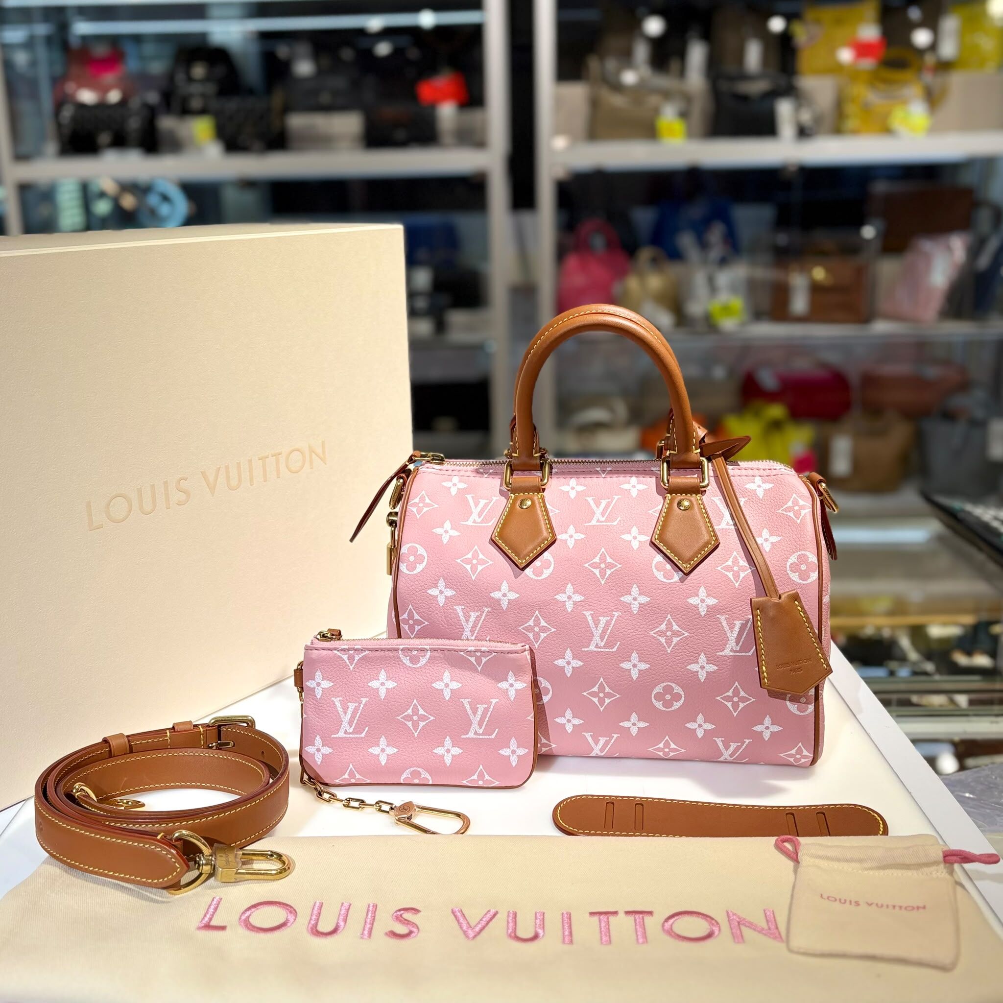 限量版!!! 全新LV SPEEDY 25, 櫻花粉/白色印花LOGO, P9 Bandoulière, M15279, #BRAND NEW #香榭站正品