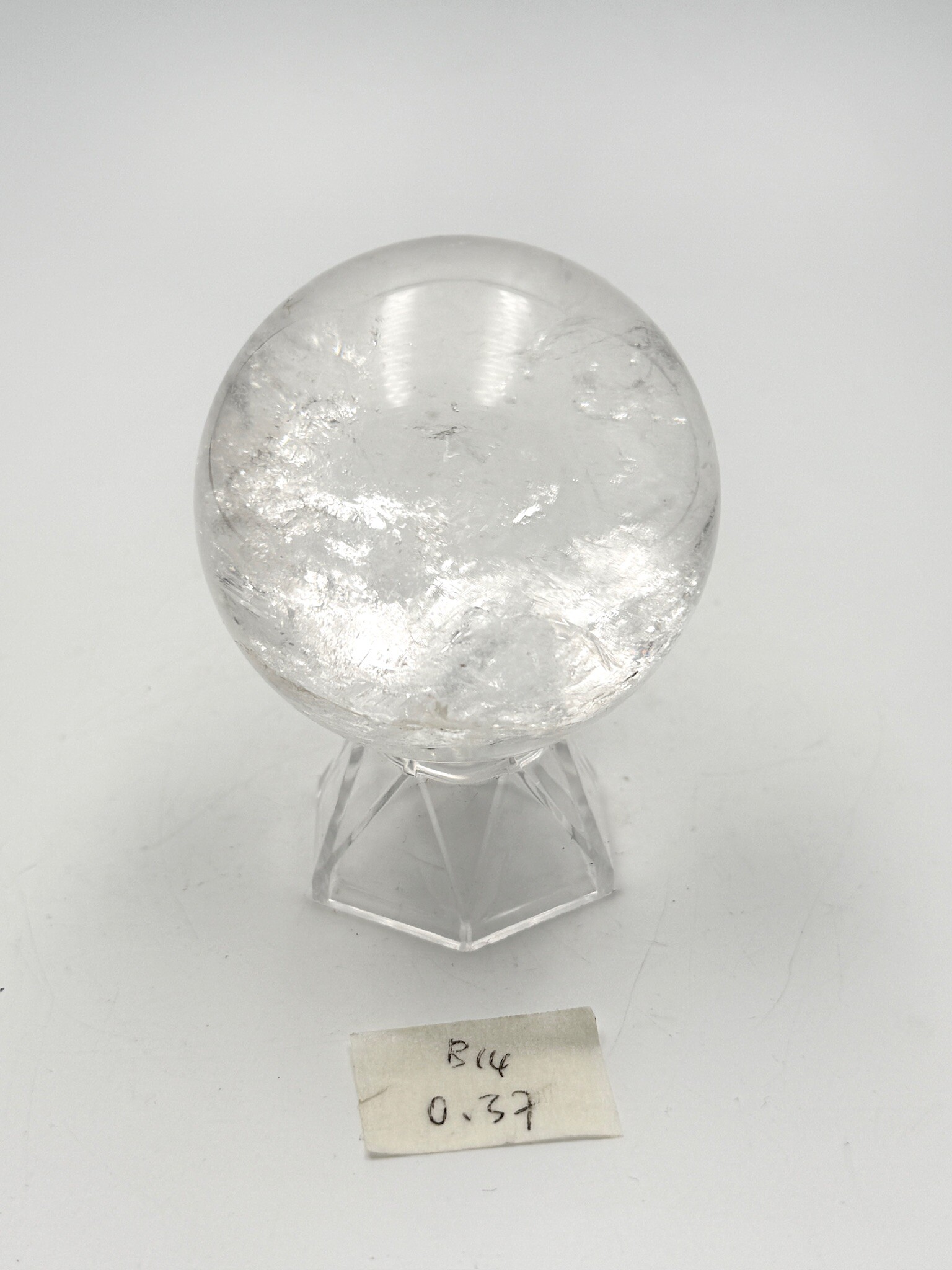 DP201 B14 水晶球 0.37kg 6cm