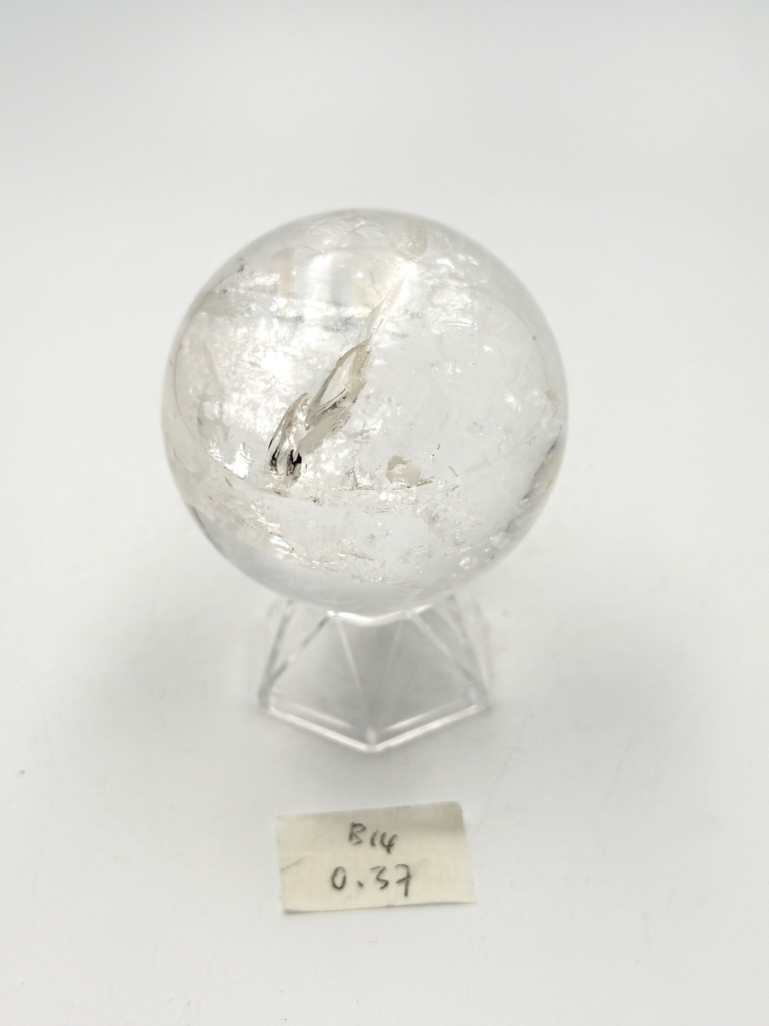 DP201 B14 水晶球 0.37kg 6cm