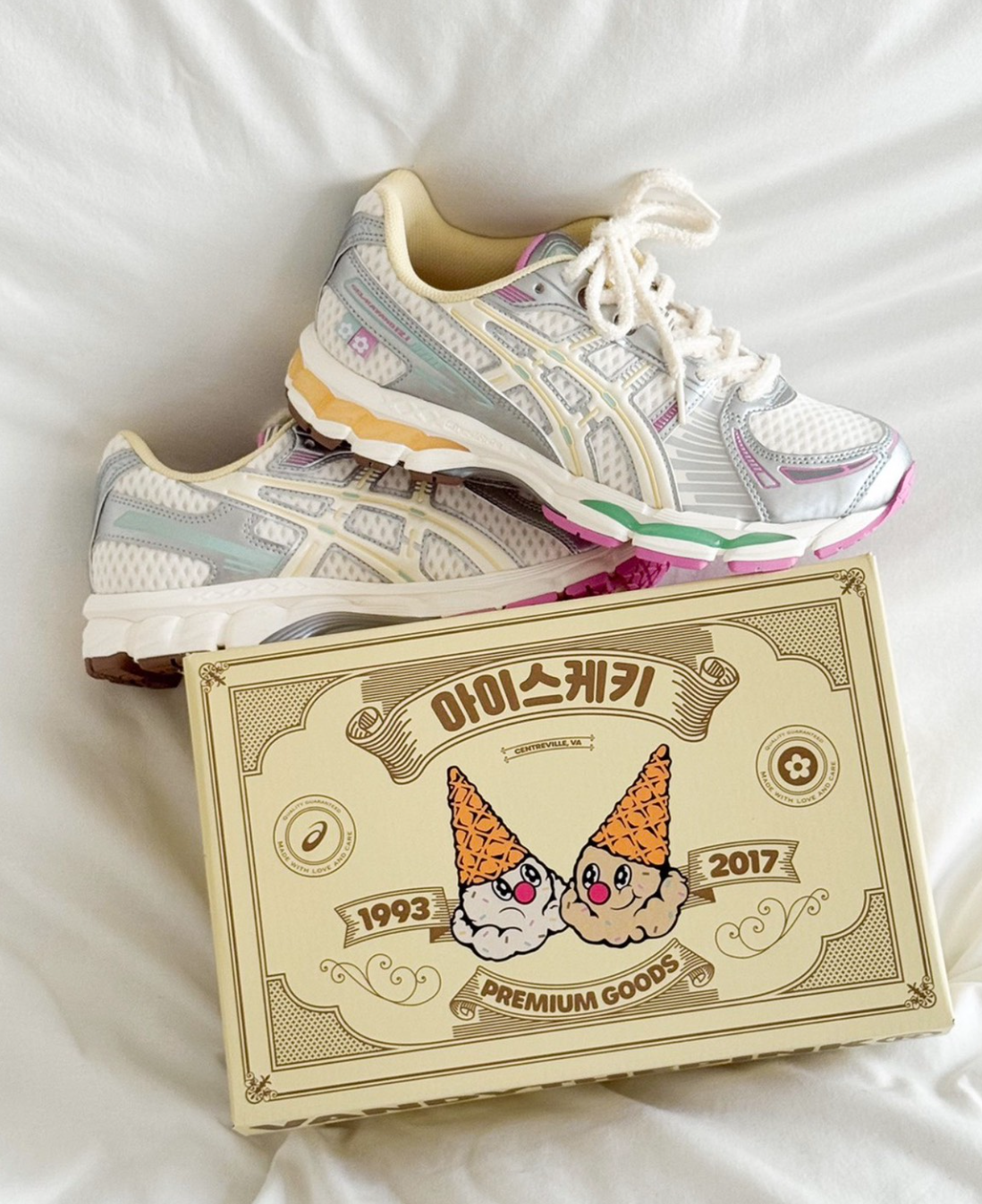 iSNEAKERS｜ASICS X VANDY THE PINK gel-kayano 12.1 香草冰淇淋 小花咬標 聯名款 1203B302-100