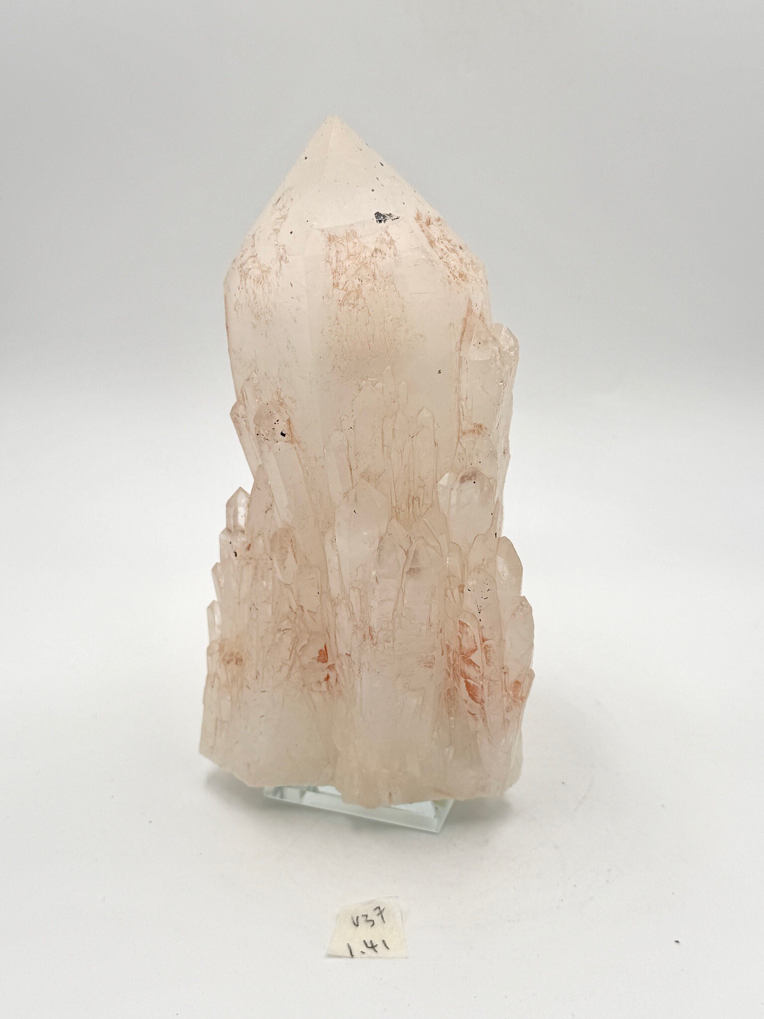 DP093 V37 水晶簇 1.41kg