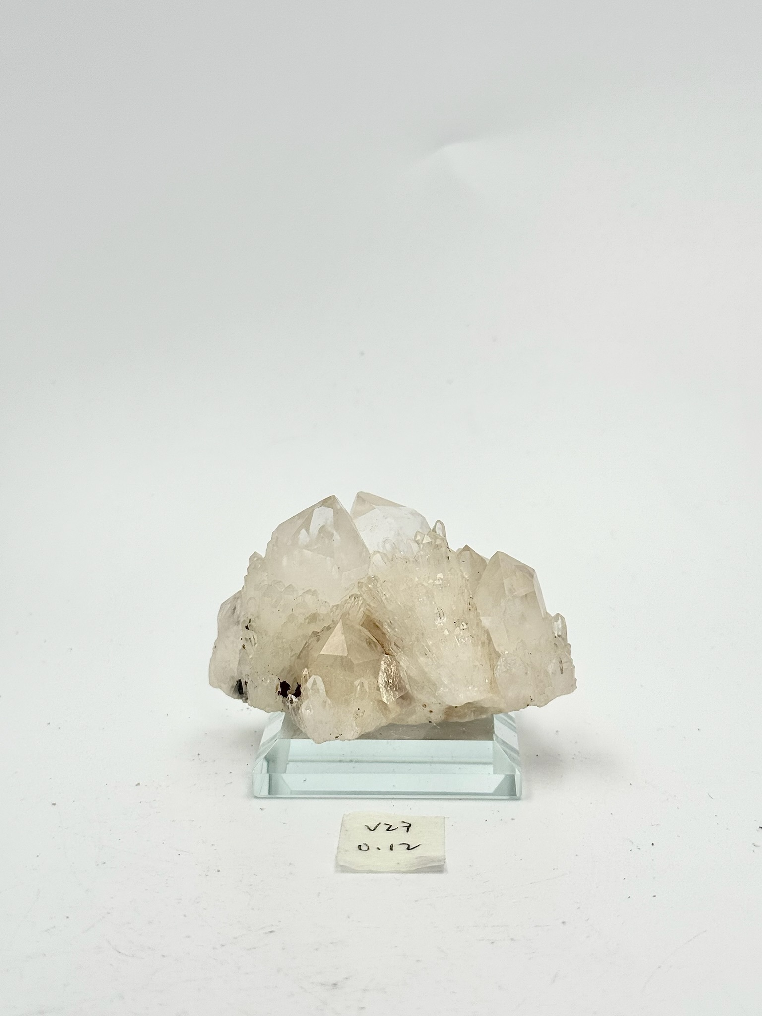 DP083 V27 水晶簇 0.12kg