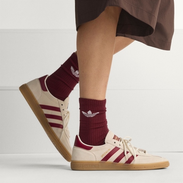Adidas 愛迪達 Handball Spezial HP3672 男 休閒鞋 麂皮 米紅 世界盃 西班牙