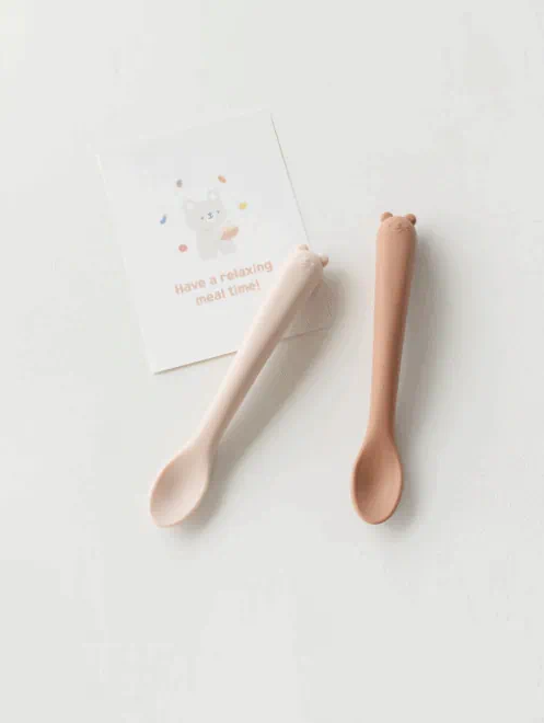 【Bellable】Korea Silicone Feeding Spoon Set (2pcs with Case) [Brown+Beige]