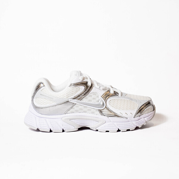 Nike 耐吉 W V5 RNR 2E IV5998-115 女 運動休閒鞋 復古鞋 透氣 緩震 寬楦 白銀