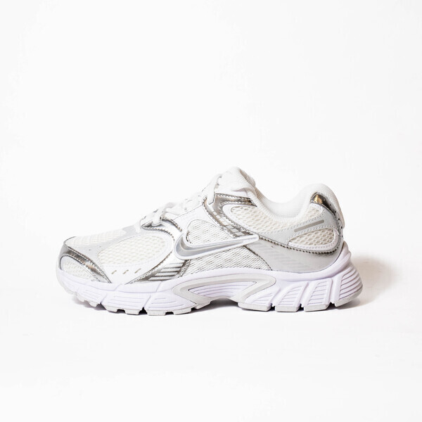 Nike 耐吉 W V5 RNR 2E IV5998-115 女 運動休閒鞋 復古鞋 透氣 緩震 寬楦 白銀