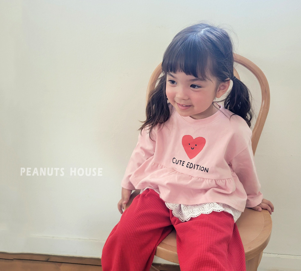 正韓秋PEANUTS 兩色愛心花邊上衣