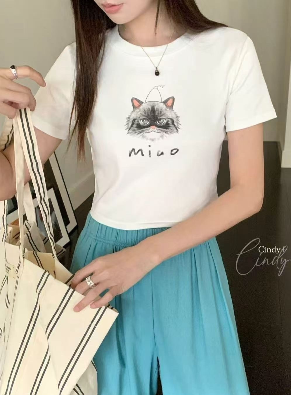 手繪貓咪miao短版衣