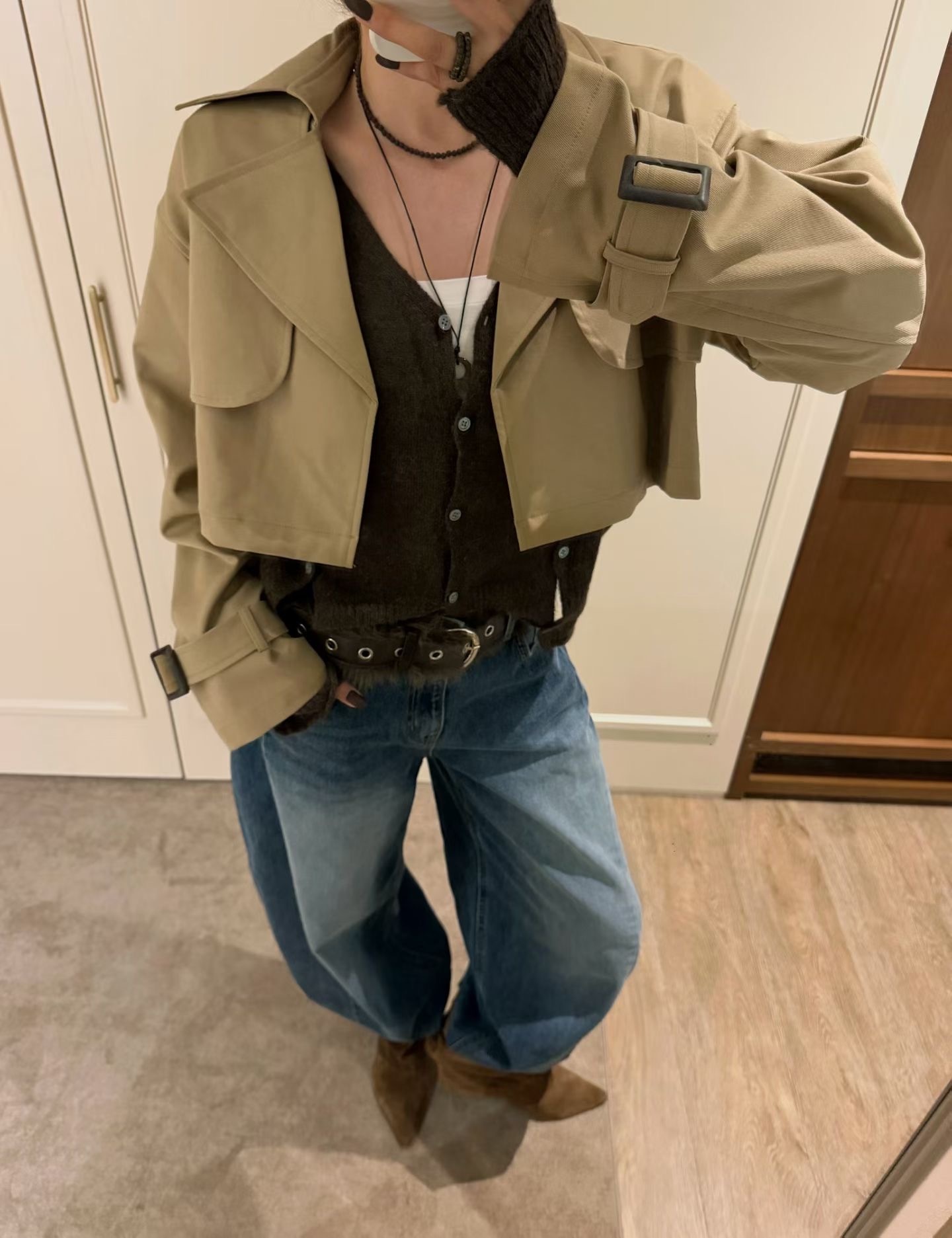RD2650 Cropped Trench JK