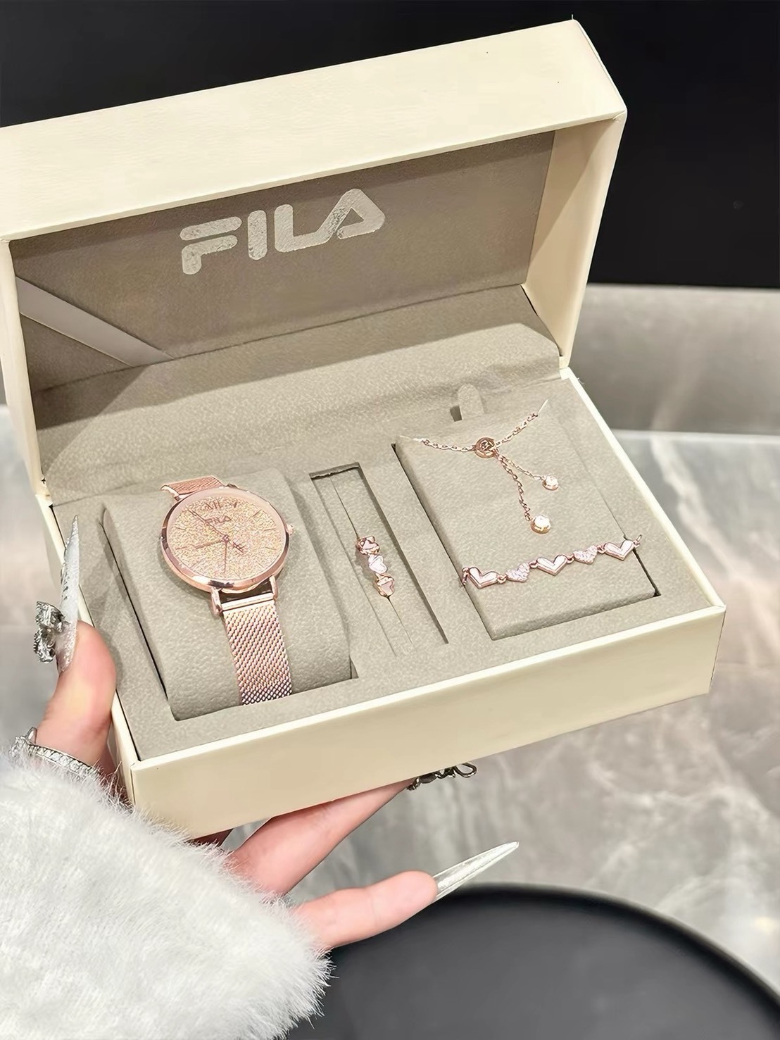 FILA 滿天星閃鑽 愛神限定禮盒組