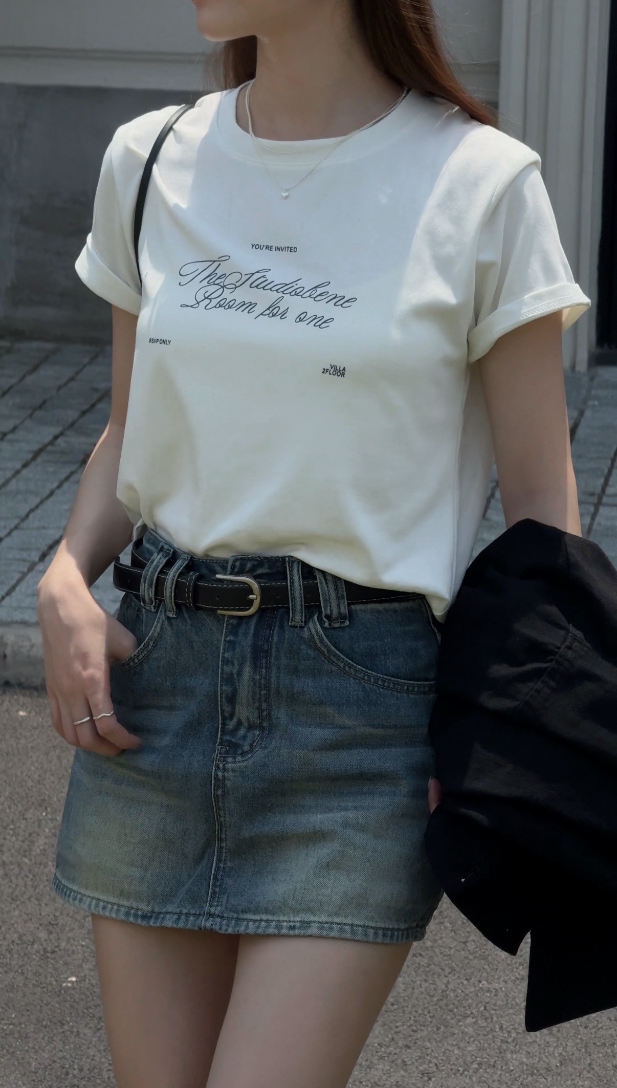 韓系設計感寬版大TEE