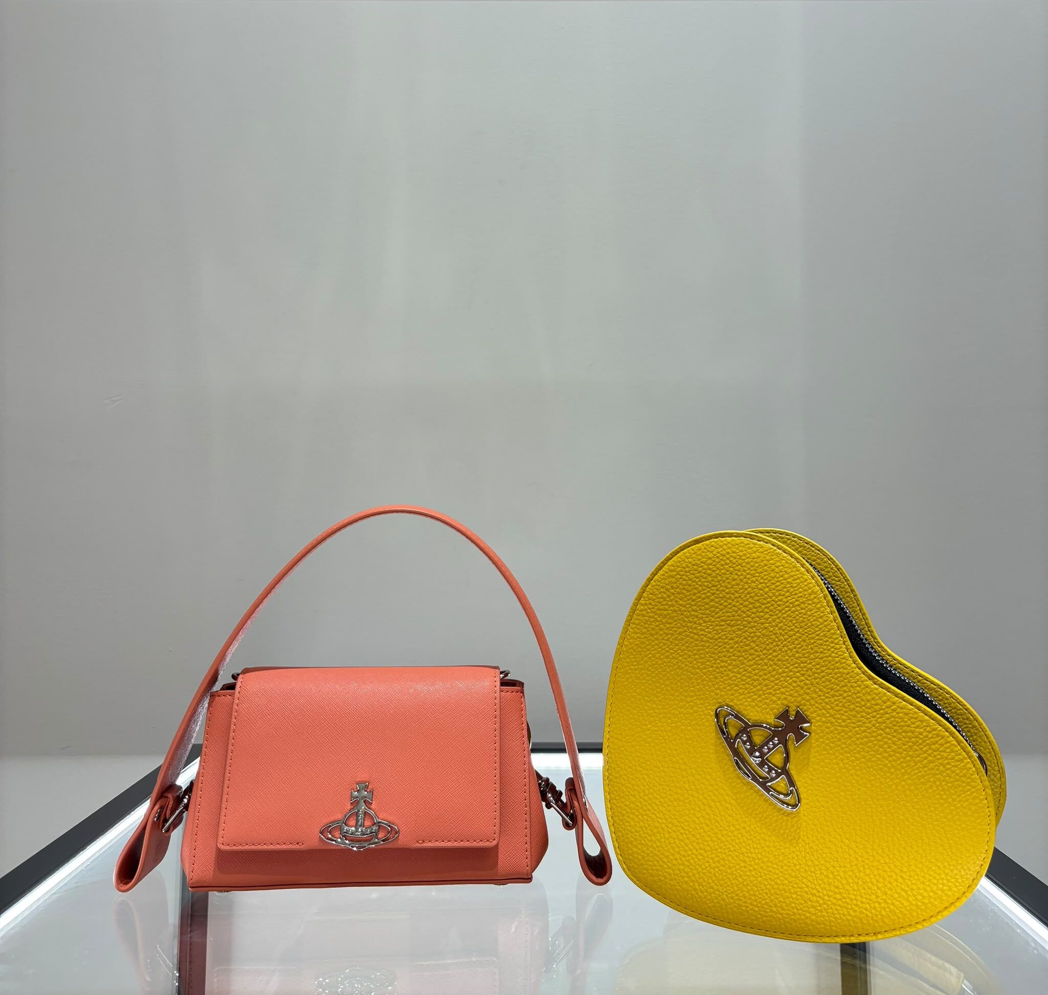 LYS02314 Vivienne Westwood Hazel Small Bag