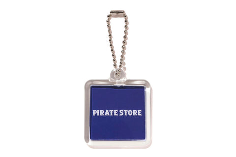 2026SS A BATHING APE BAPE PIRATE STORE APE CROSSBONE COLLEGE KEYCHAIN 海盜店 限定 吊飾 鑰匙圈