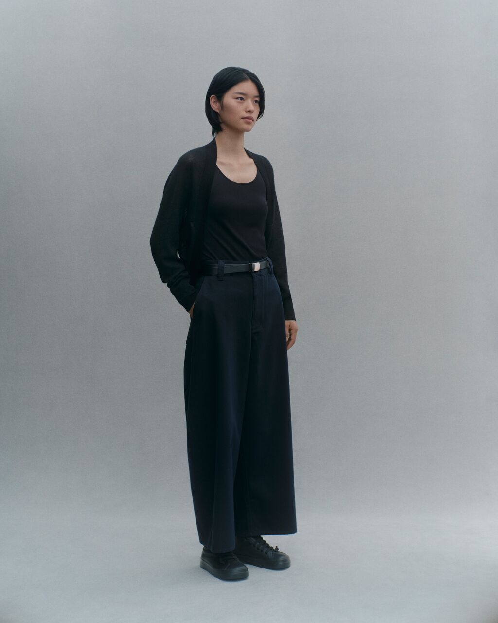Full body model look