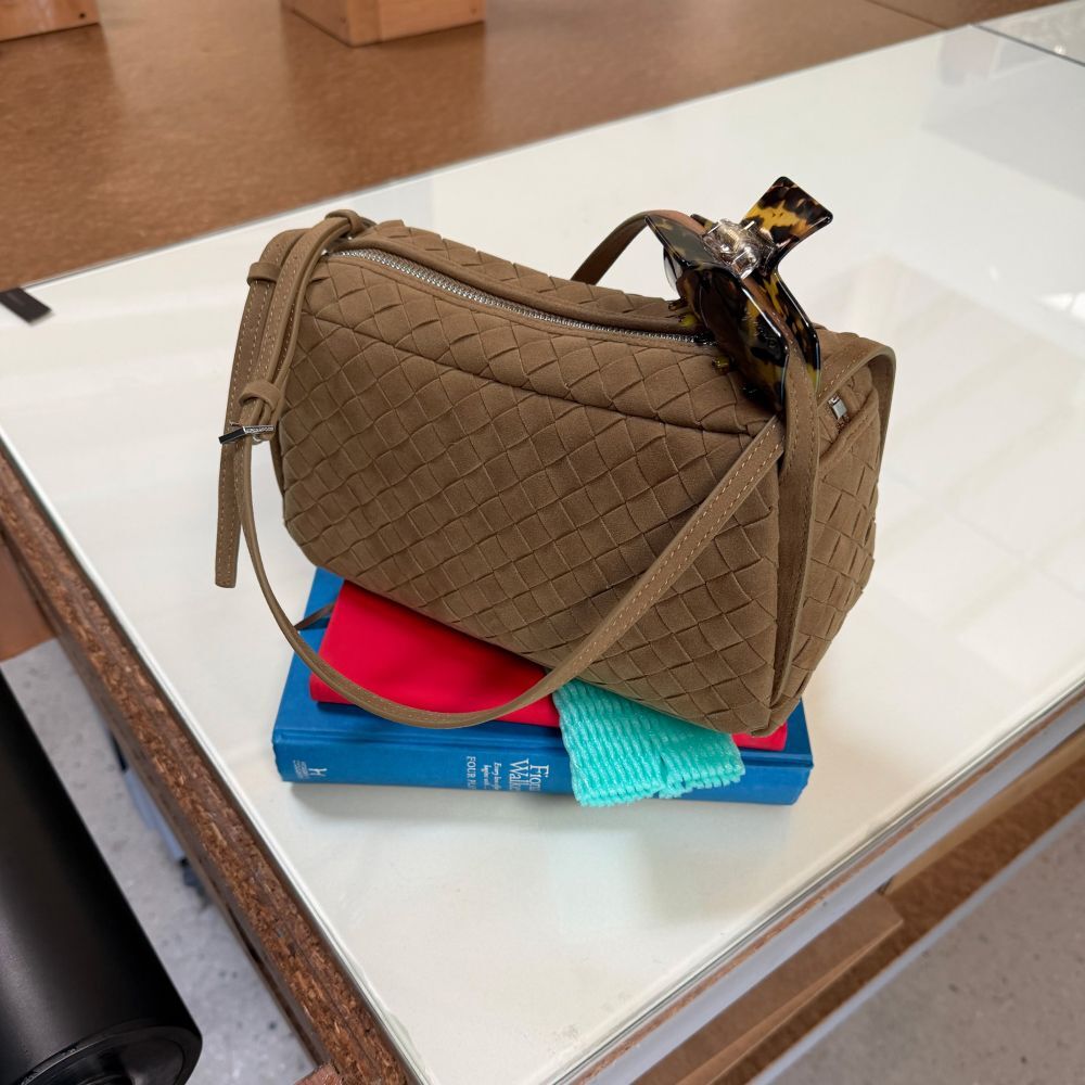 FIND KAPOOR MONO BAG 24 SUEDE