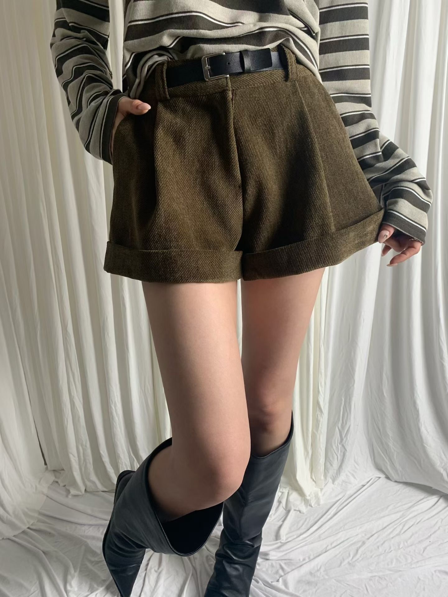 黑腰帶內嵌短褲