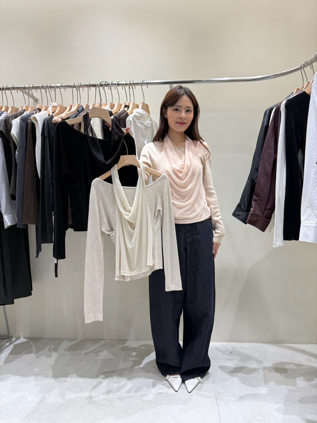 OB7015 優雅垂領雙層柔軟針織上衣
