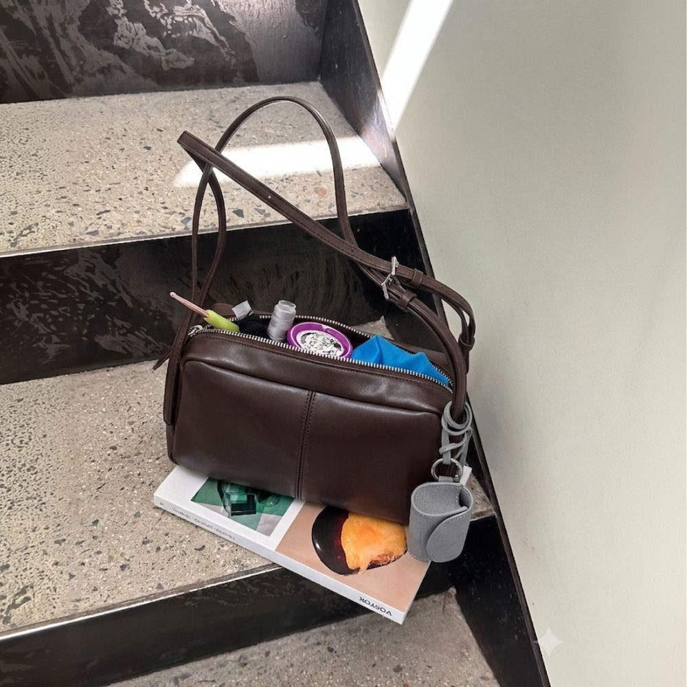 FIND KAPOOR MONO BAG 24