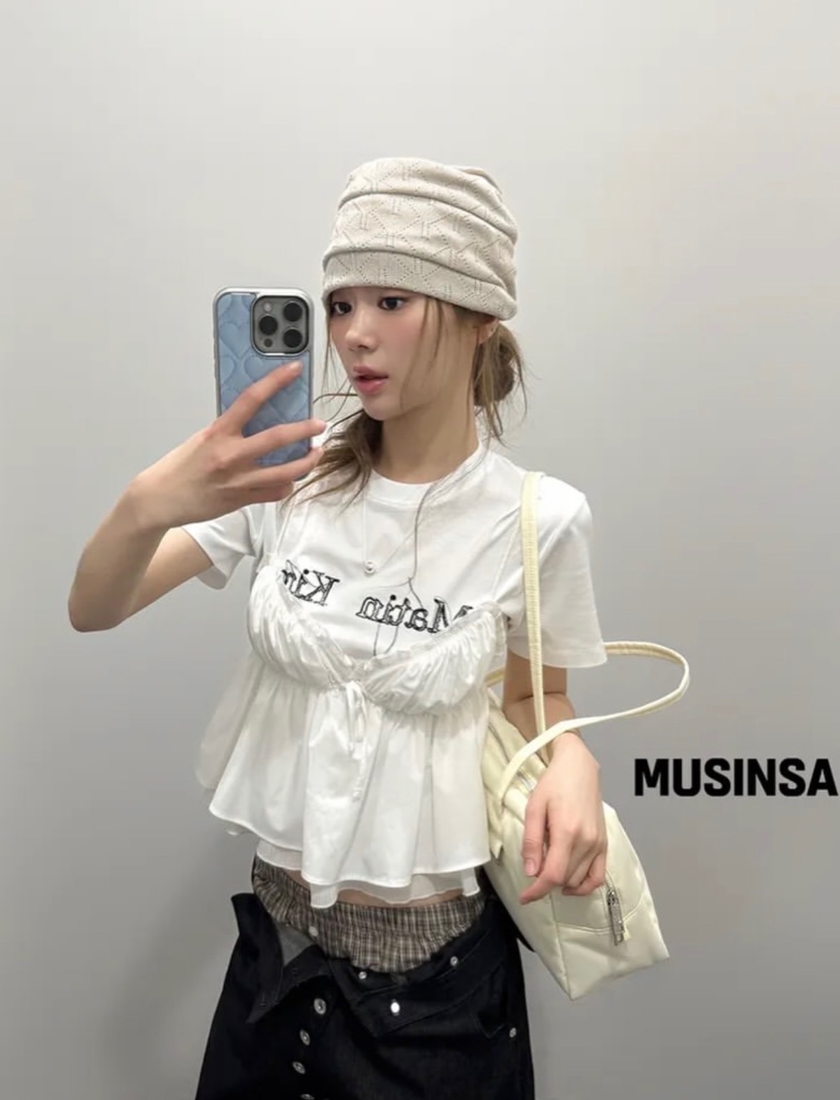 【限時優惠預訂】MATIN KIM LOGO THREAD POINT CROP TOP（2色）