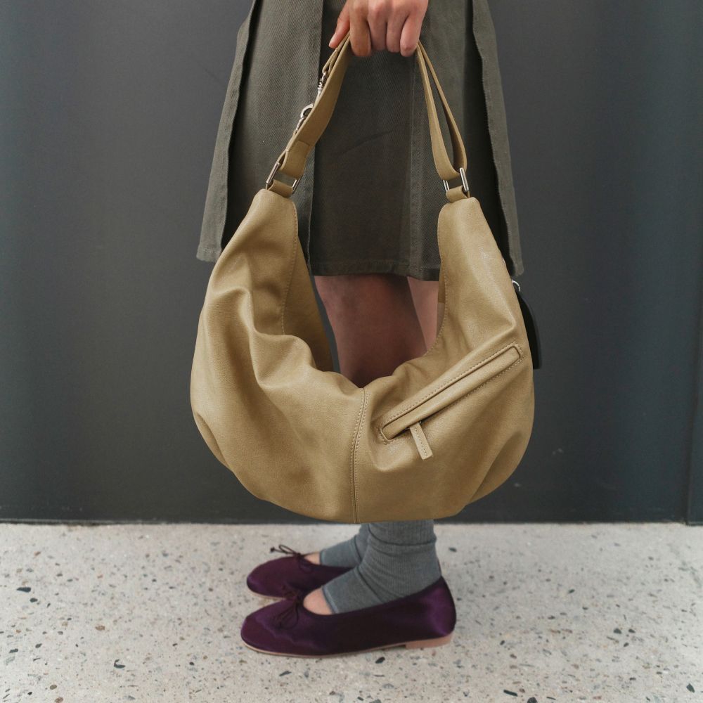 FIND KAPOOR BEKA BAG 40