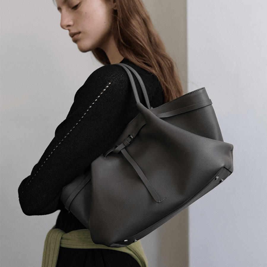 \官方最低價!!/ 飛韓國~$2200!! 入code再減-$100😱✨ Folnua｜CELIA BAG [3 colors] F37