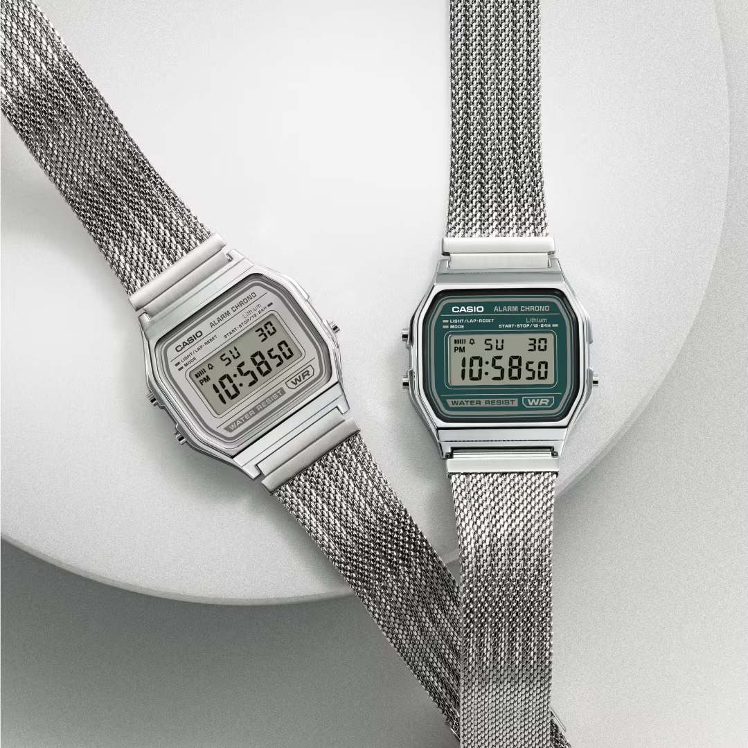 【CASIO 卡西歐】A158WEM 復古經典方形金屬 米蘭錶帶 電子錶