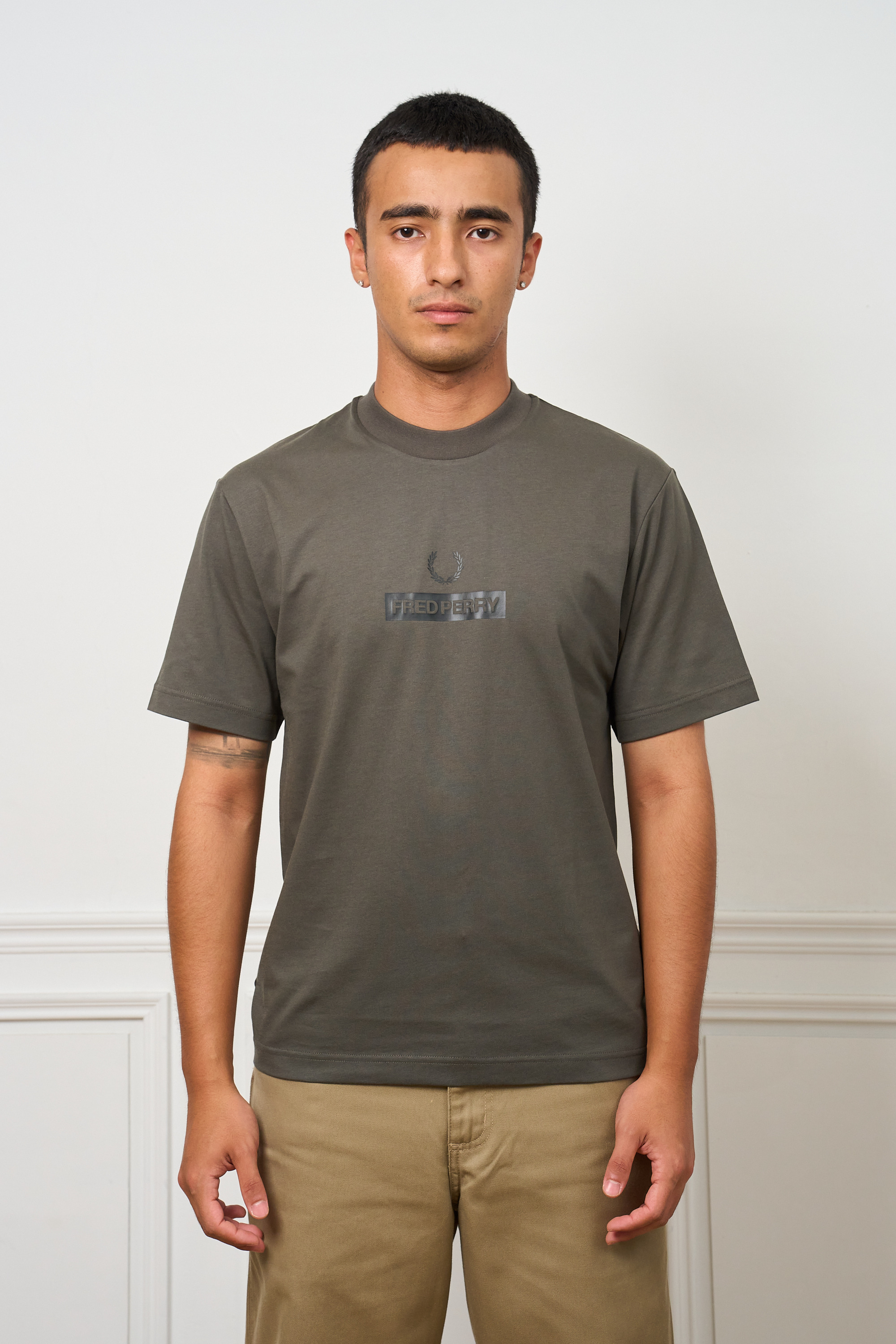 FRED PERRY 經典圓領短袖【M3410】