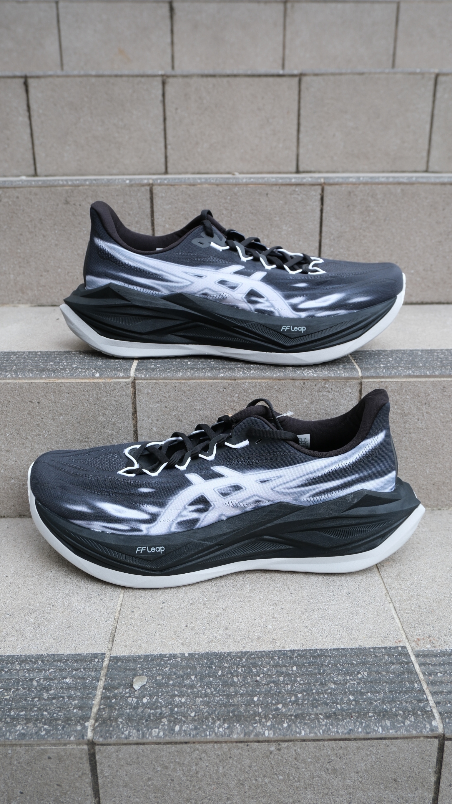 Asics 亞瑟士 Superblast 3 黑 灰 彈力 厚底 慢跑鞋 運動鞋 1013A177-001