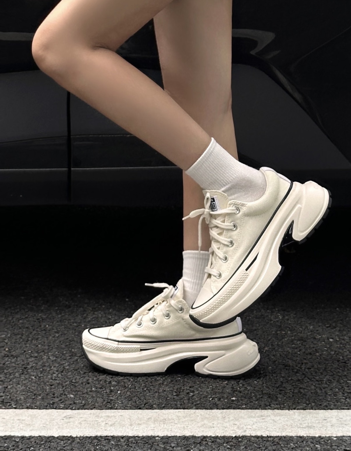 <卡寶同款✨>CONVERSE RUN STAR CRUSH 小鯊魚 厚底鞋 增高 Karina代言同款 白色