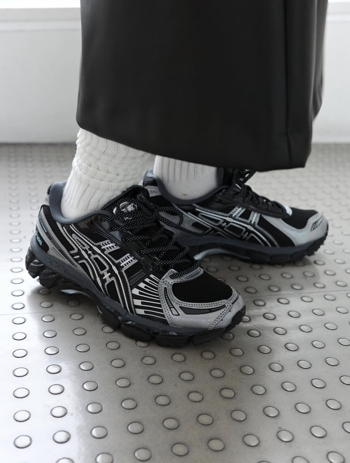 <不只有顏質🖤>GEL-KAYANO 12.1 black/pure sliver 男女中性款 運動休閒鞋 黑銀